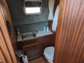 Toilettes et lavabo
